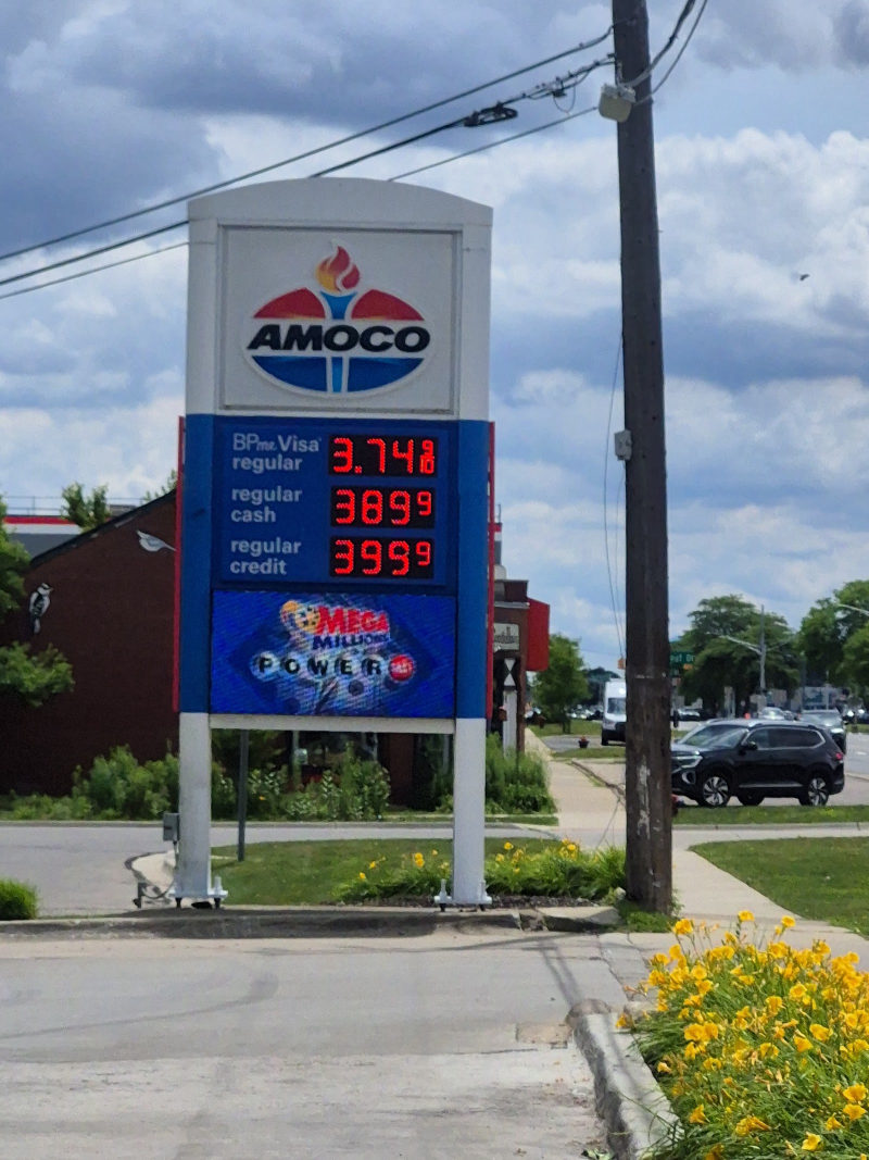 Amoco in Auburn Hills