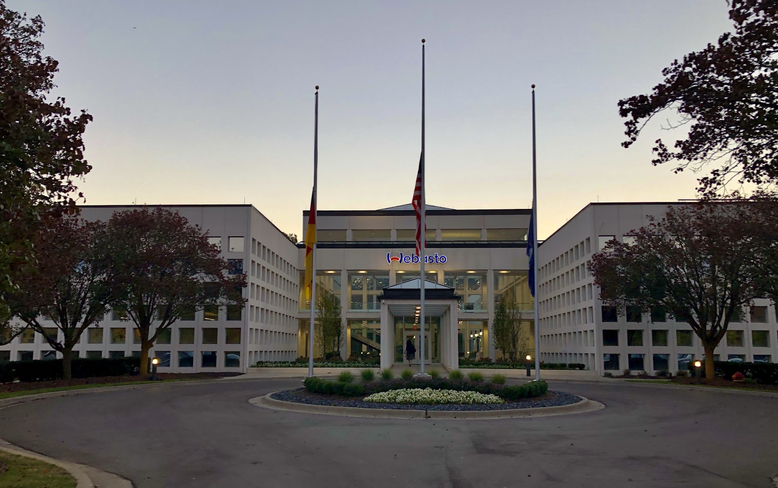 Webasto Roof Systems, Inc. (Regional Office Americas) in Auburn Hills